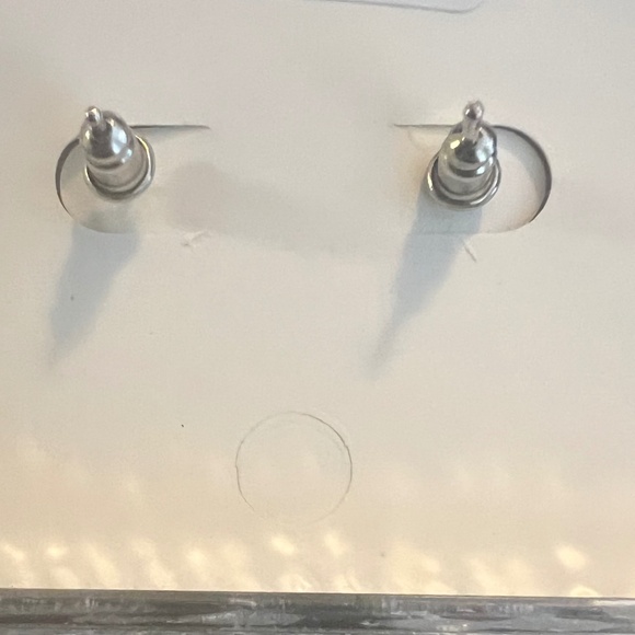 NWT Yellow and Sliver Stud Earrings - Picture 3 of 4